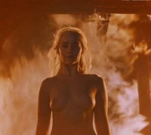 emilia clarke nude and fiery hot on game of thrones 6449 6