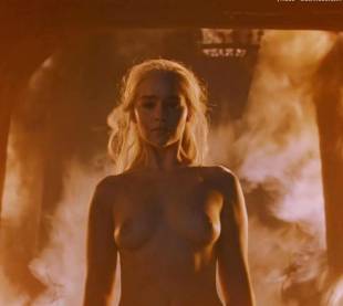 emilia clarke nude and fiery hot on game of thrones 6449 9