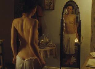 emily browning nude full frontal in summer in february 6617 4