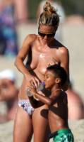 heidi klum topless beach mom hard at work 3880 8