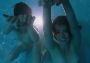 jane adams parker posey topless in the anniversary party 3135 12