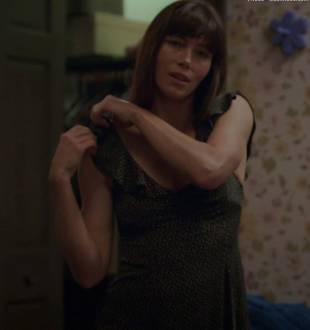 jessica biel topless for a glimpse in the sinner 5387 14