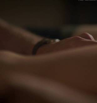 jessica biel topless for a glimpse in the sinner 5387 16