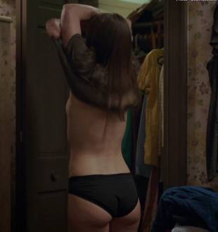 jessica biel topless for a glimpse in the sinner 5387 2