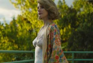 jessica chastain topless in the zookeeper wife 7791 1