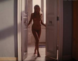 katarina cas nude full frontal in wolf of wall street 5325 1