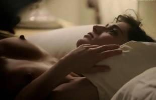 lizzy caplan nude in bed on masters of sex 8422 8