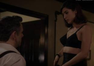lizzy caplan topless to make you beg on masters of sex 0985 1