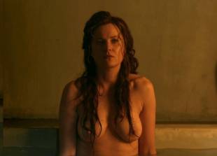 lucy lawless and viva bianca topless in the bath on spartacus 9639 12
