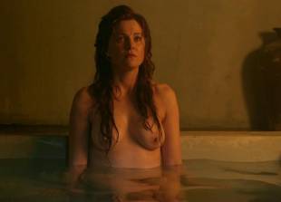 lucy lawless and viva bianca topless in the bath on spartacus 9639 2
