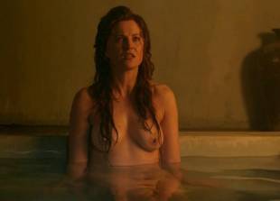 lucy lawless and viva bianca topless in the bath on spartacus 9639 3