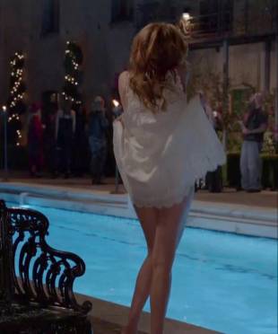 maggie grace nude ass bared for dip in pool on californication 5431 1