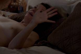 melanie lynskey nude in bed on togetherness 1140 28