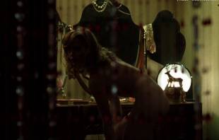 melissa george topless to reveal breasts in dark city 2905 9