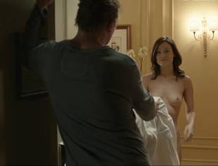 olivia wilde nude to run in the halls in third person 4660 10