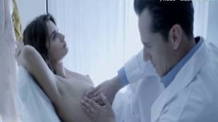 penelope cruz topless breasts examined in ma ma 6051 1