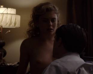 rose mciver topless and shy on masters of sex 5219 16
