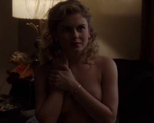 rose mciver topless and shy on masters of sex 5219 27