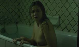 scout taylor compton topless in ghost house 7392 13