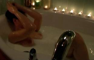 vanessa guide nude in bathtub for music video 1397 10