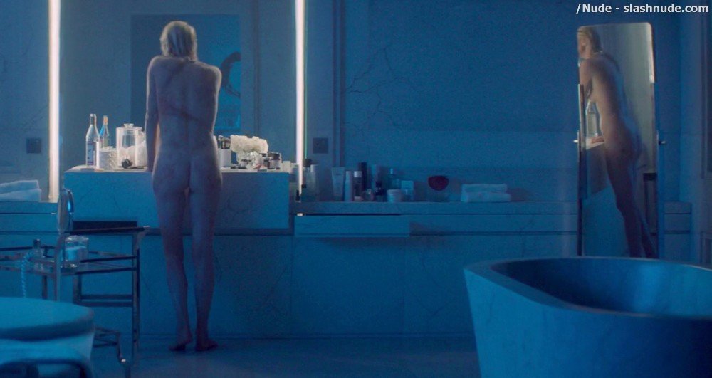 Charlize Theron Nude In Atomic Blonde 11