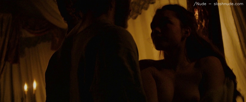 Florence Pugh Nude In Outlaw King 6