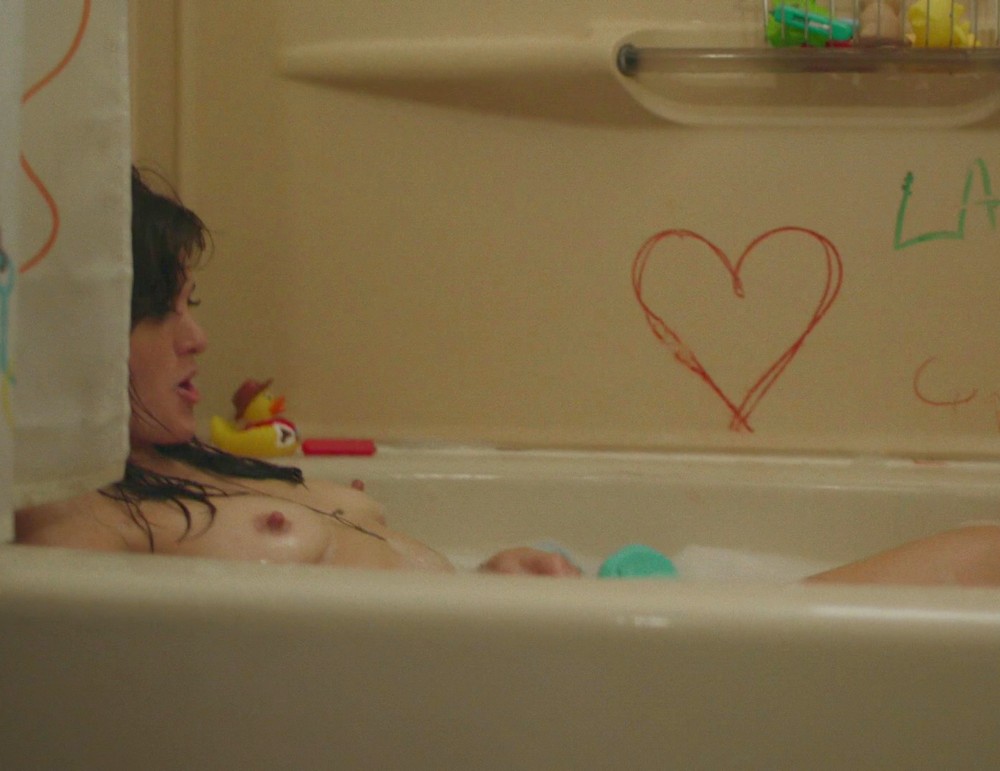 Frankie Shaw Topless In Tub In Smilf 2