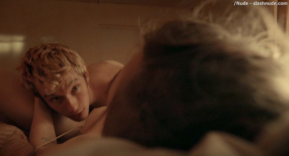 Imogen Poots Nude In Mobile Homes 16