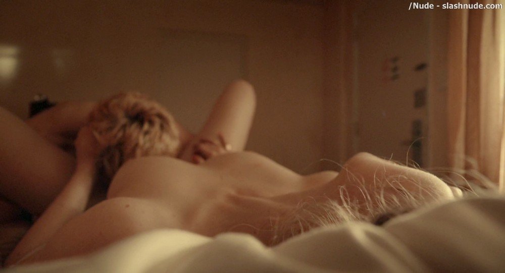 Imogen Poots Nude In Mobile Homes 6
