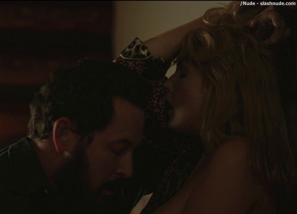 Kelly Reilly Topless In Yellowstone 17