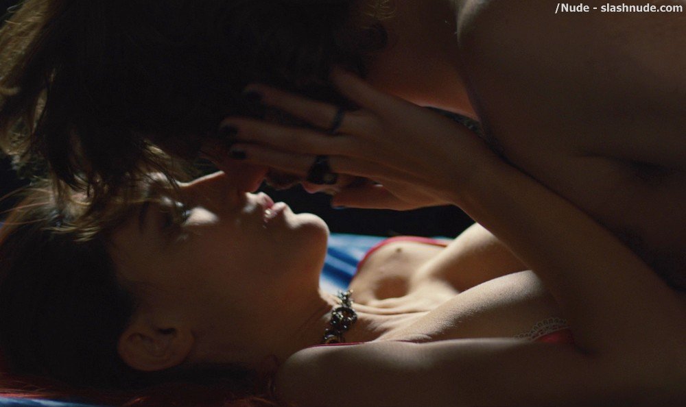 Saadet Aksoy Topless In Twice Born 13