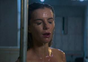 betty gilpin nude in shower on glow 8975 8