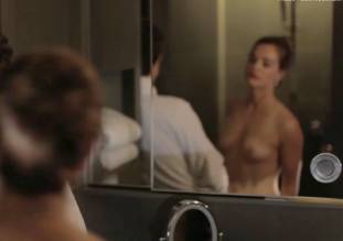 laura gordon nude in shower in embedded 9081 20