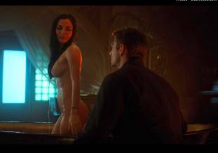 martha higareda nude in altered carbon 1032 5